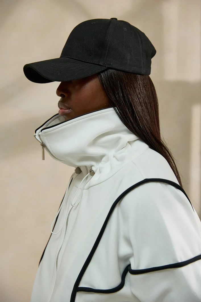 ZIPPED TRACKSUIT TOP IN WHITE